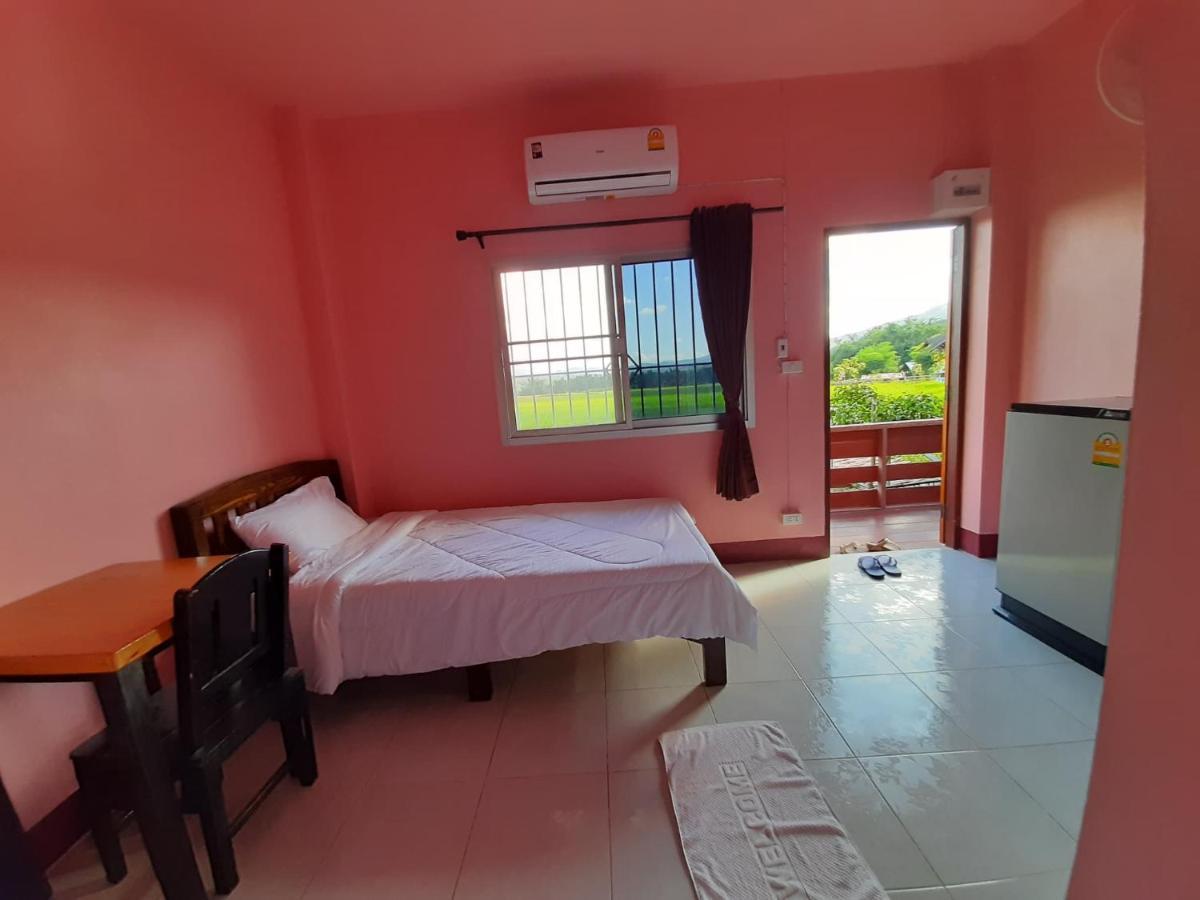 Bed and Breakfast Khuang Na Farmview Mae Chaem Esterno foto